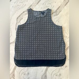 Gap Sleeveless Keyhole Top